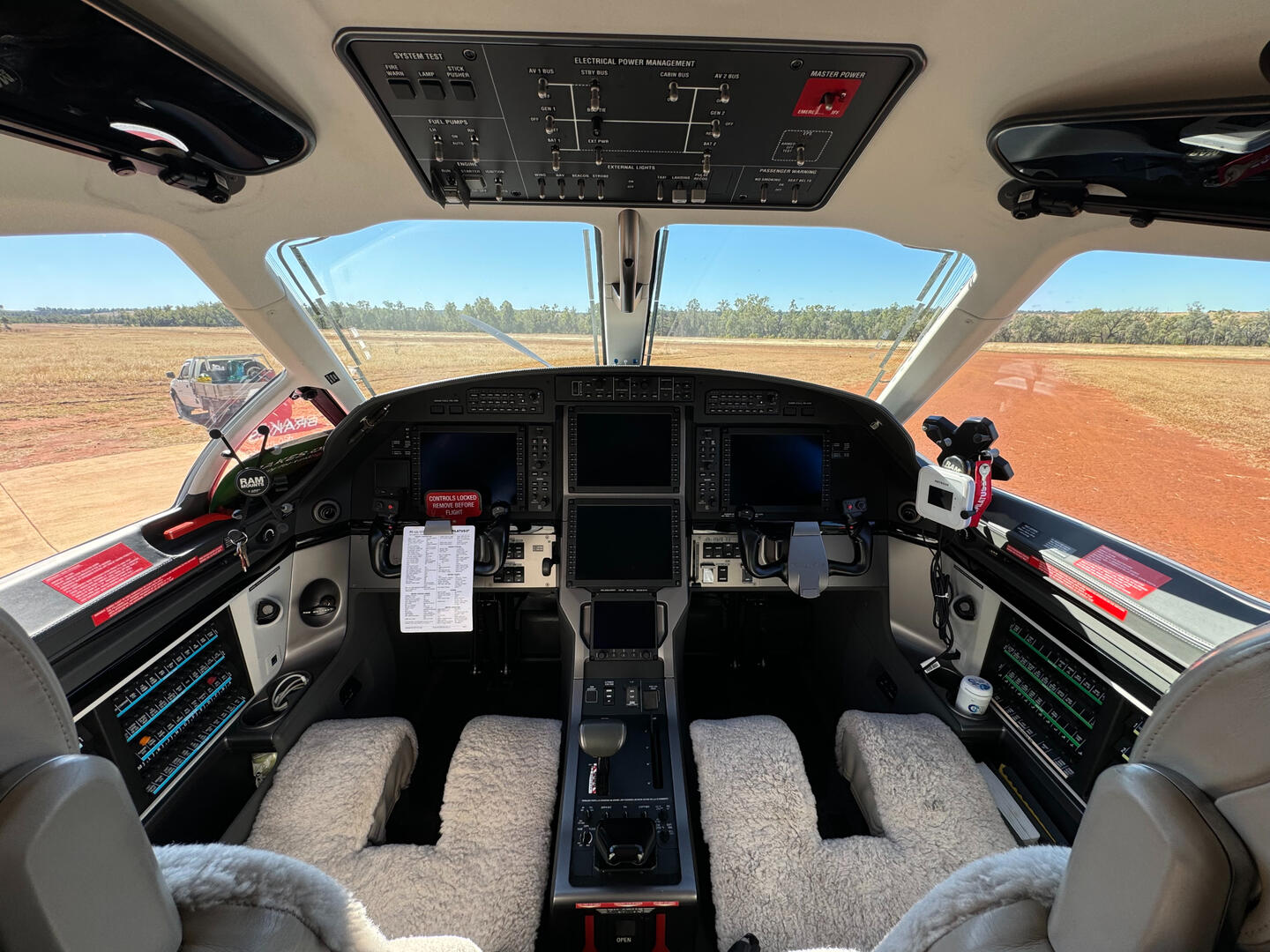 Interior - Cockpit - Cold Interior - Cockpit - Cold